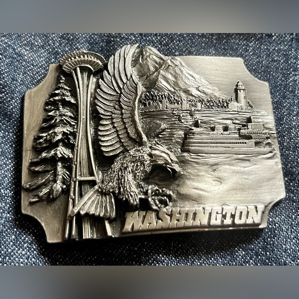 Vintage 1988 Siskiyou Washington Souvenir Belt Buckle Pewter Silver